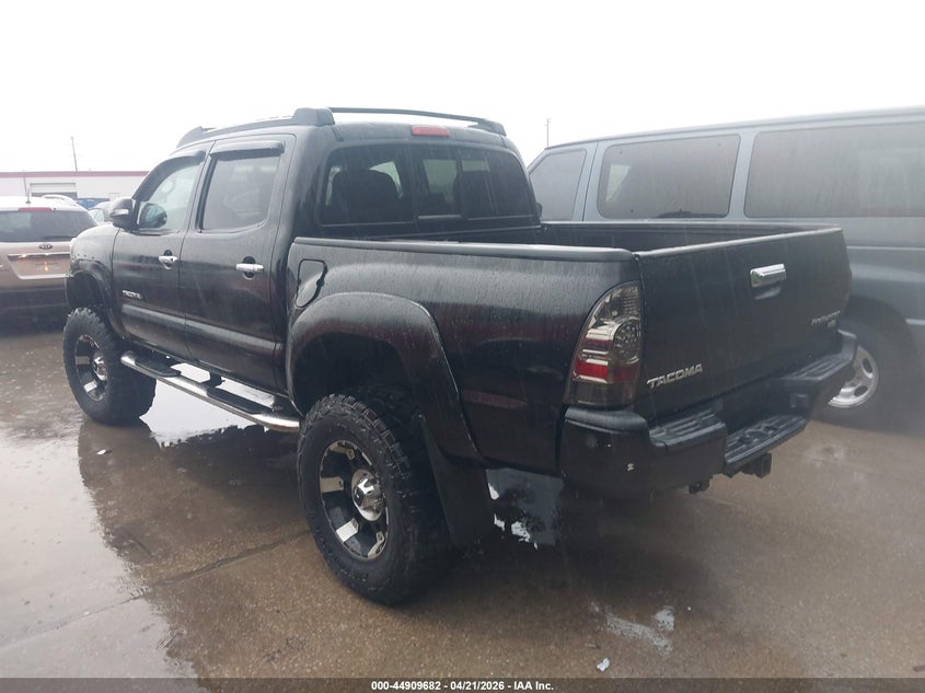 2011 Toyota Tacoma VIN 5TFLU4EN0BX009630 IAAI salvage auction — NORMAL WEAR, Original (Texas), sold $7,175 on 2026-07-20 (photo 3)