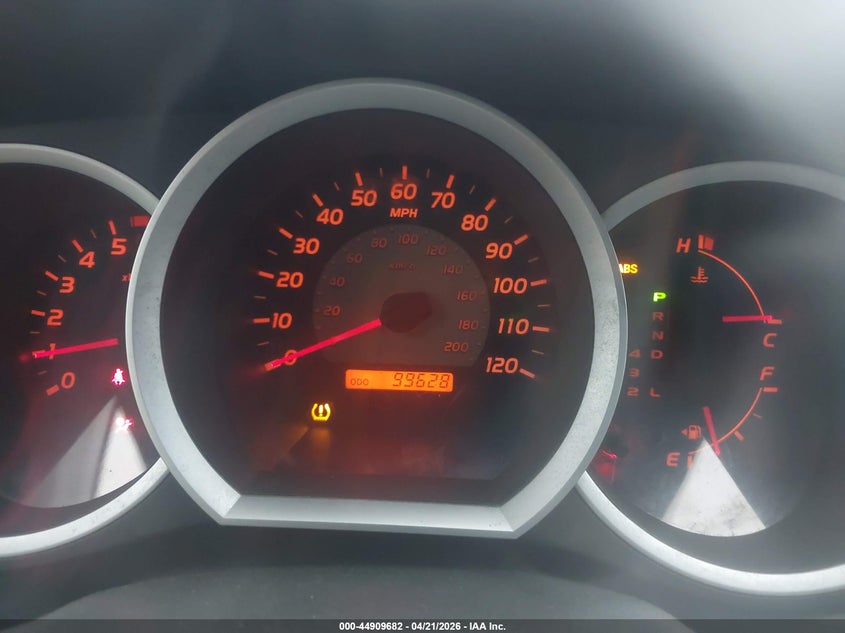 2011 Toyota Tacoma VIN 5TFLU4EN0BX009630 IAAI salvage auction — NORMAL WEAR, Original (Texas), sold $7,175 on 2026-07-20 (photo 7)