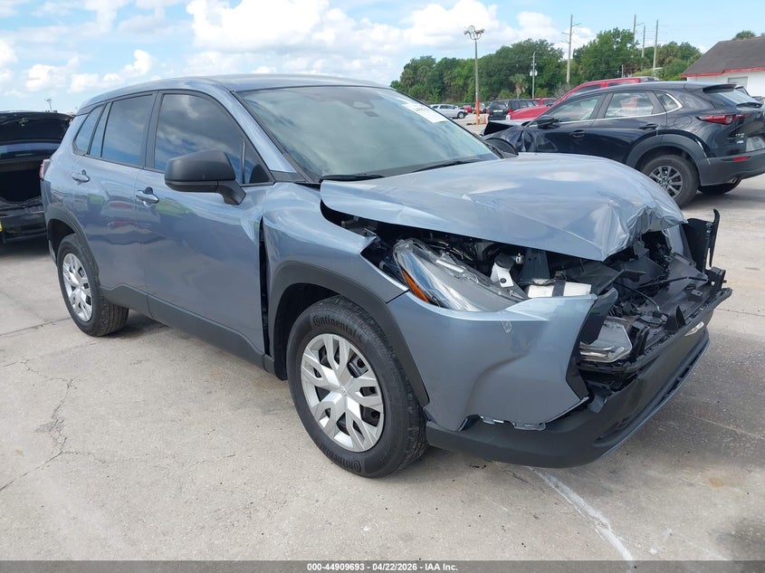 2025 Toyota Corolla cross VIN 7MUAAAAG4SV136530 IAAI salvage auction — FRONT END, Rebuildable (Florida), sold $9,000 on 2026-07-29 (photo 1)