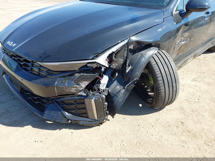 2026 Kia K5 VIN KNAG44J81T5428744 IAAI salvage auction — LEFT FRONT, Salvage Title, sold $10,600 on 2026-07-28 (photo 6)