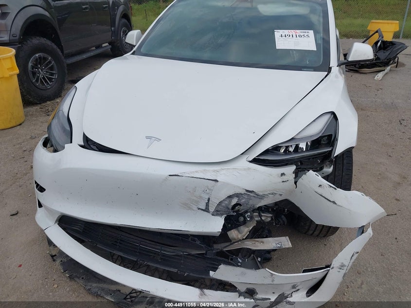 2023 Tesla Model 3 VIN 5YJ3E1EA1PF438382 IAAI salvage auction — FRONT END, Salvage Title, sold $3,450 on 2026-07-14 (photo 6)