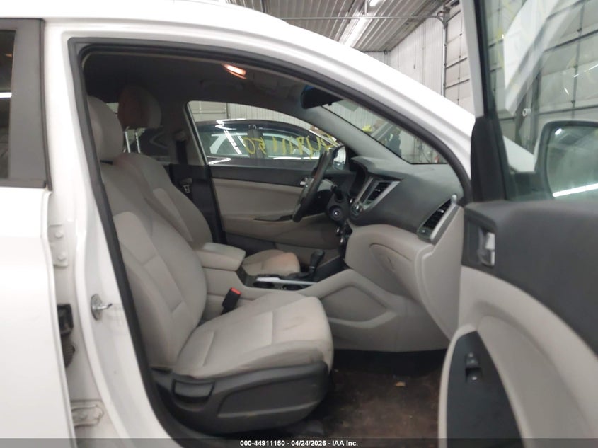 2018 Hyundai Tucson VIN KM8J3CA42JU672808 IAAI salvage auction — RIGHT FRONT, Salvage (Minnesota), sold $2,550 on 2026-07-14 (photo 5)