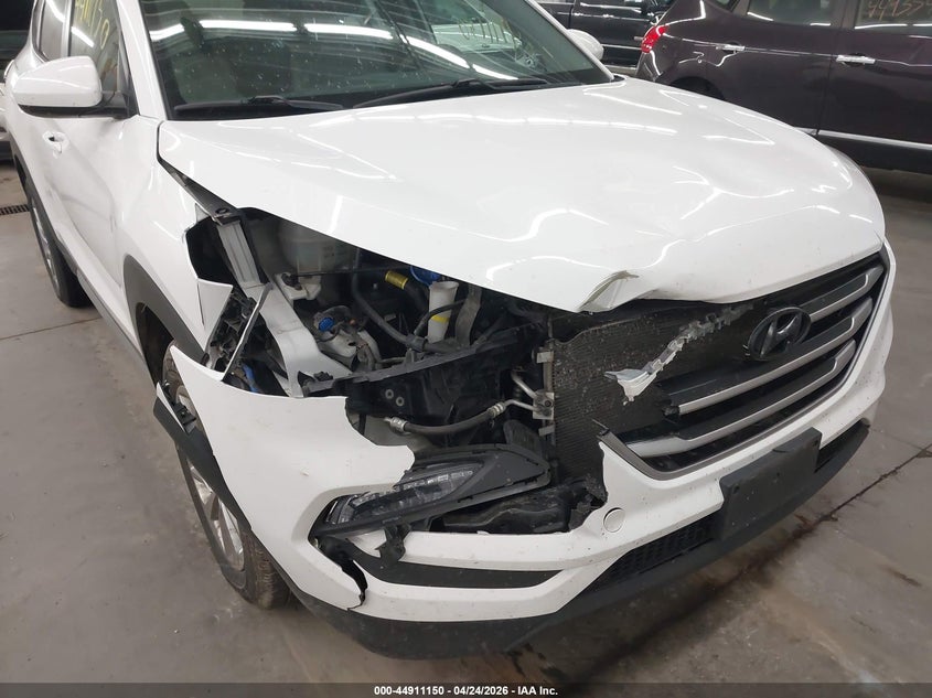 2018 Hyundai Tucson VIN KM8J3CA42JU672808 IAAI salvage auction — RIGHT FRONT, Salvage (Minnesota), sold $2,550 on 2026-07-14 (photo 6)