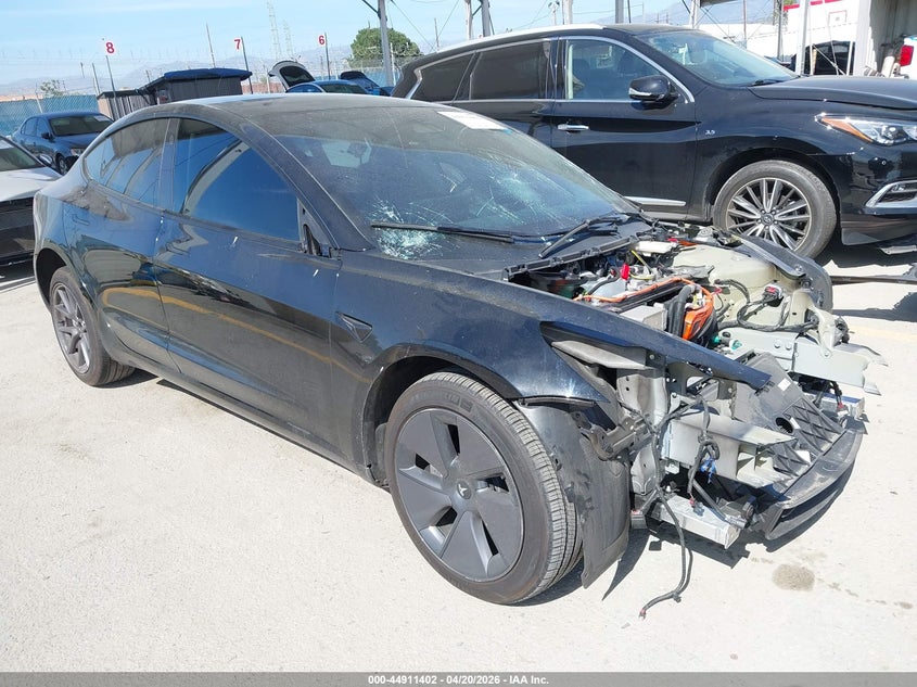 2023 Tesla Model 3 VIN 5YJ3E1EAXPF484020 IAAI salvage auction — FRONT END, Salvage Title, sold $5,600 on 2026-07-29 (photo 1)