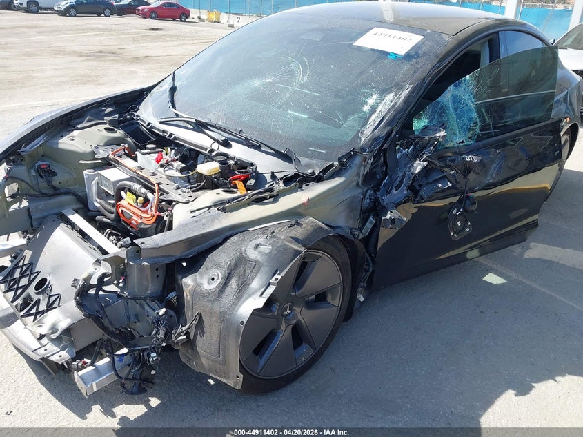 2023 Tesla Model 3 VIN 5YJ3E1EAXPF484020 IAAI salvage auction — FRONT END, Salvage Title, sold $5,600 on 2026-07-29 (photo 6)