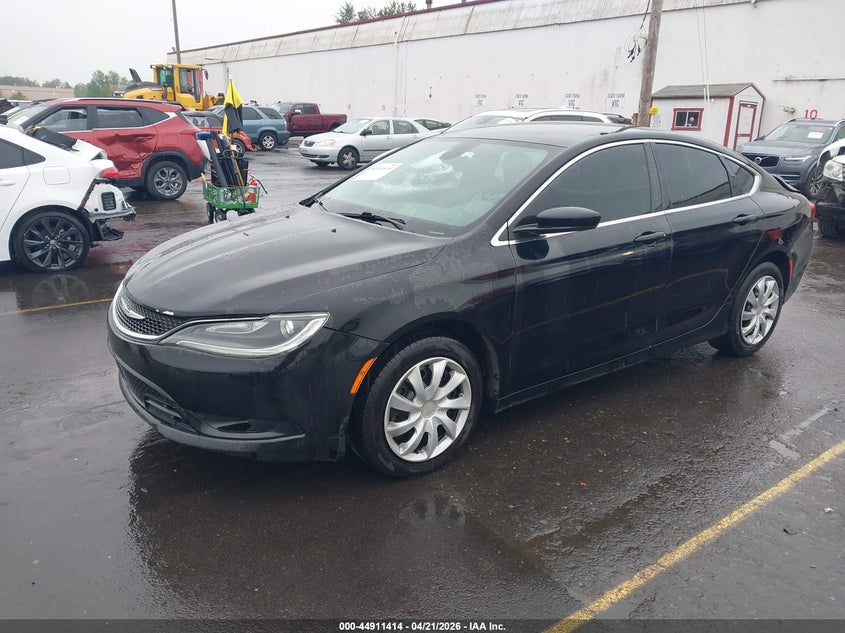 2015 Chrysler 200 VIN 1C3CCCFB4FN622423 IAAI salvage auction — REAR END, Salvage (Oregon), sold $1,150 on 2026-07-09 (photo 2)