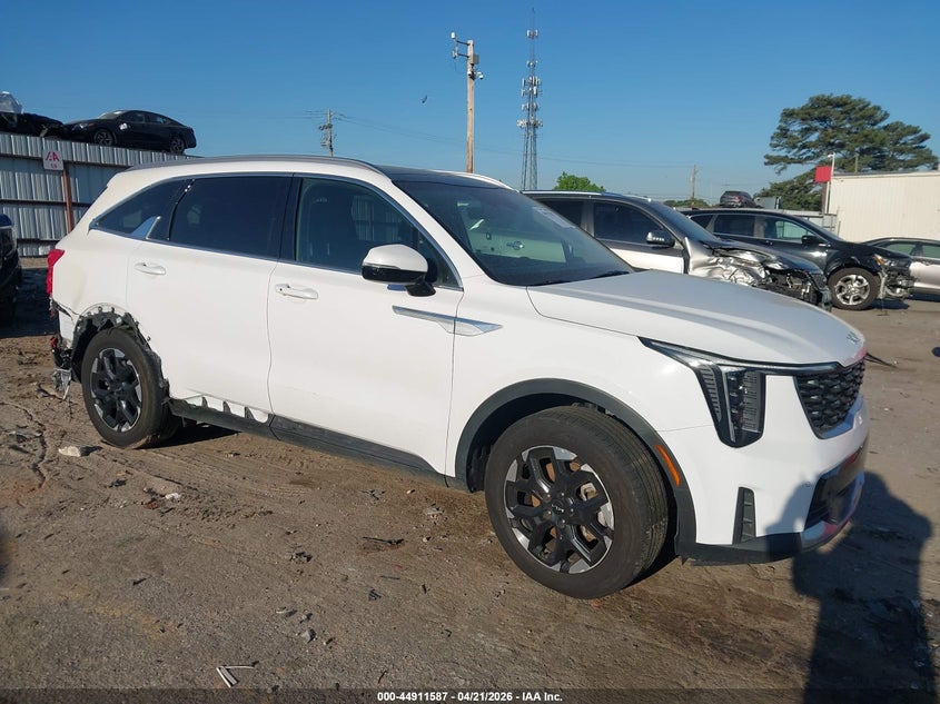 2025 Kia Sorento VIN 5XYRL4JC9SG331249 IAAI salvage auction — EXTERIOR BURN, Salvage Title, sold $11,700 on 2026-07-16 (photo 1)