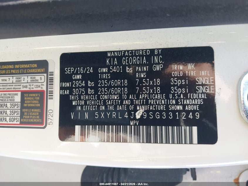 2025 Kia Sorento VIN 5XYRL4JC9SG331249 IAAI salvage auction — EXTERIOR BURN, Salvage Title, sold $11,700 on 2026-07-16 (photo 9)