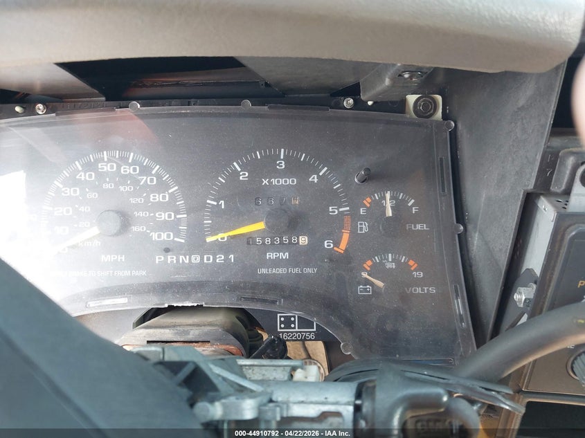1997 Chevrolet S-10 VIN 1GCCS19X1V8100551 IAAI salvage auction — ENGINE DAMAGE, Salvage (Texas), sold $300 on 2026-07-06 (photo 7)
