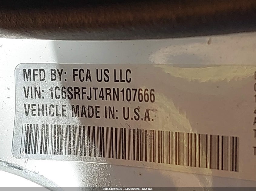 2024 Ram 1500 VIN 1C6SRFJT4RN107666 IAAI salvage auction — SIDE, Unregisterable Title (Parts Only Title) (North Carolina), sold $10,300 on 2026-08-21 (photo 9)