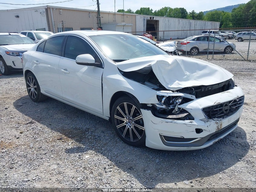 2017 Volvo VIN LYV402HK9HB154952 IAAI salvage auction — FRONT END, Salvage Title, sold $1,775 on 2026-07-20 (photo 1)