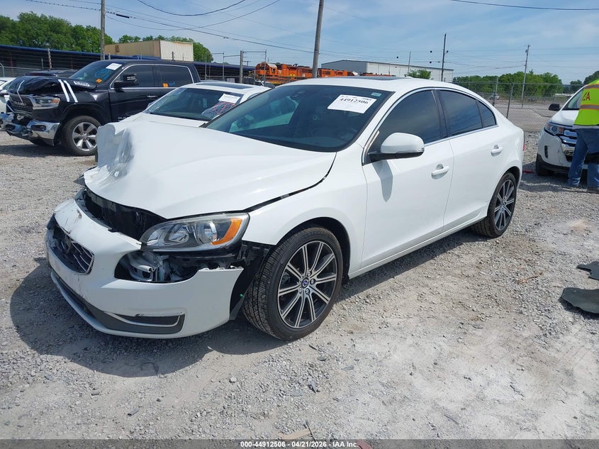 2017 Volvo VIN LYV402HK9HB154952 IAAI salvage auction — FRONT END, Salvage Title, sold $1,775 on 2026-07-20 (photo 2)