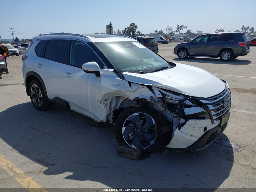 2025 Nissan Rogue VIN JN8BT3BA9SW005192 IAAI salvage auction — RIGHT FRONT, Wait Title, sold $5,975 on 2026-07-15 (photo 1)