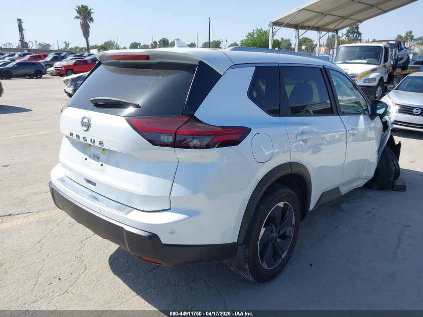 2025 Nissan Rogue VIN JN8BT3BA9SW005192 IAAI salvage auction — RIGHT FRONT, Wait Title, sold $5,975 on 2026-07-15 (photo 4)