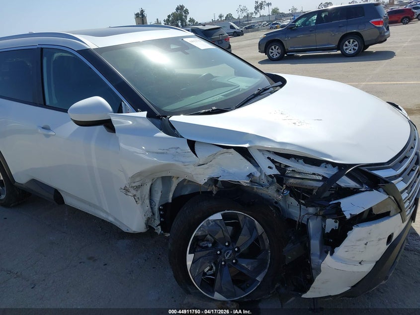 2025 Nissan Rogue VIN JN8BT3BA9SW005192 IAAI salvage auction — RIGHT FRONT, Wait Title, sold $5,975 on 2026-07-15 (photo 6)