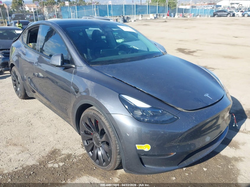 2022 Tesla Model y VIN 7SAYGDEF7NF491794 IAAI salvage auction — REAR END, Salvage Title, sold $9,500 on 2026-08-02 (photo 1)