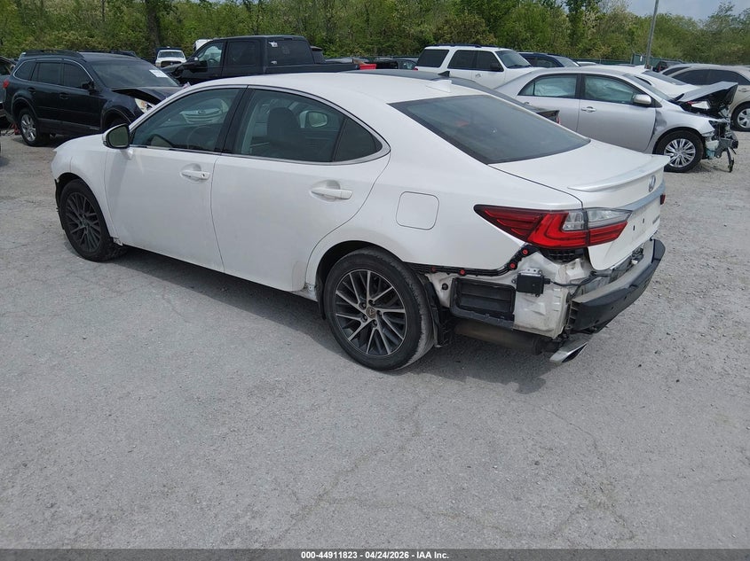 2018 Lexus ES VIN 58ABK1GGXJU094916 IAAI salvage auction — FRONT & REAR, Salvage (Kentucky), sold $7,400 on 2026-08-23 (photo 3)