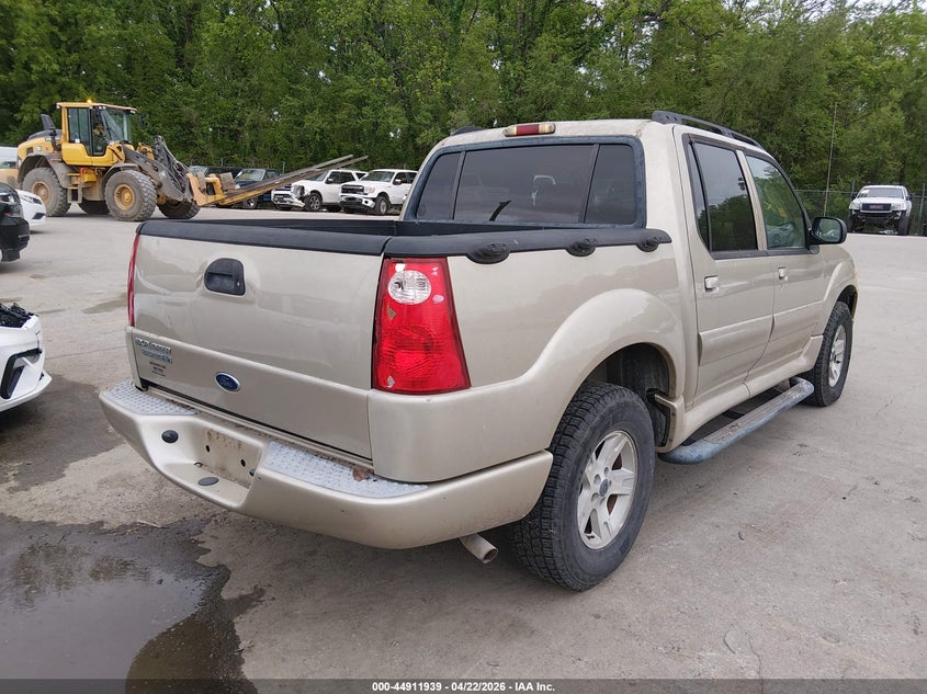 2005 Ford Explorer sport trac VIN 1FMZU67K25UA17383 IAAI salvage auction — HAIL, Salvage (Kansas), sold $700 on 2026-07-11 (photo 4)