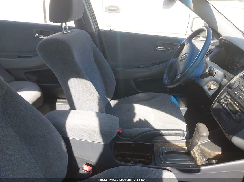 2001 Honda Accord VIN JHMCG56491C005096 IAAI salvage auction — NORMAL WEAR, Salvage (Texas), sold $450 on 2026-07-28 (photo 5)