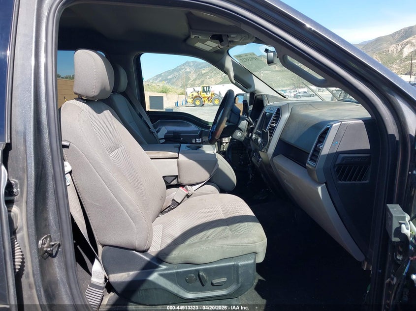 2019 Ford F-150 VIN 1FTEW1E49KKC77985 IAAI salvage auction — RIGHT SIDE, Wait Title, sold $7,050 on 2026-07-12 (photo 5)