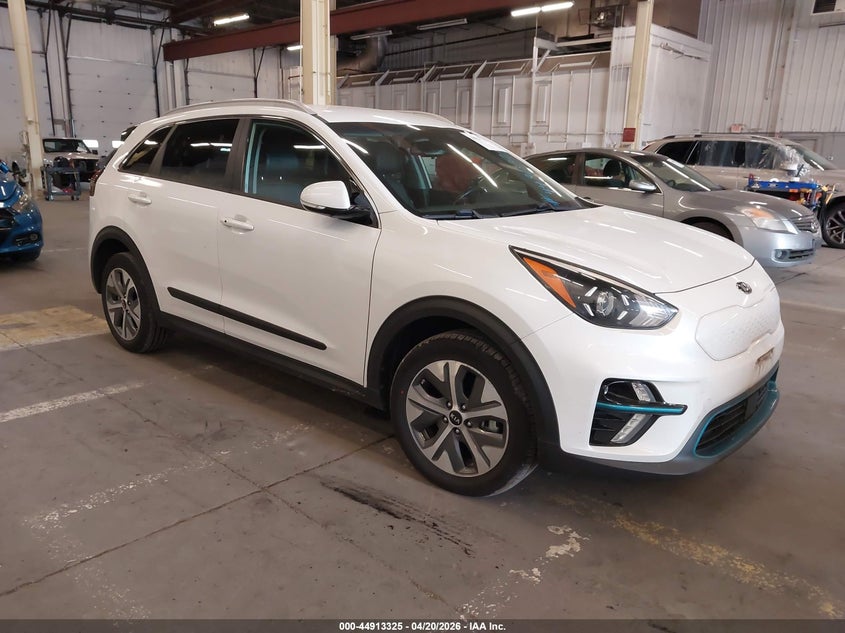 2020 Kia Niro VIN KNDCC3LG4L5055718 IAAI salvage auction — REAR END, Salvage Title, sold $6,200 on 2026-07-30 (photo 1)