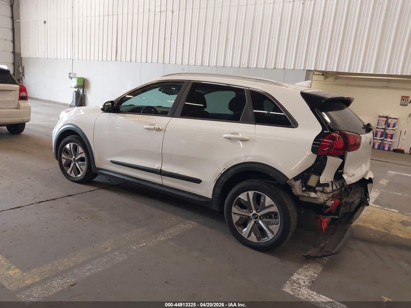 2020 Kia Niro VIN KNDCC3LG4L5055718 IAAI salvage auction — REAR END, Salvage Title, sold $6,200 on 2026-07-30 (photo 3)