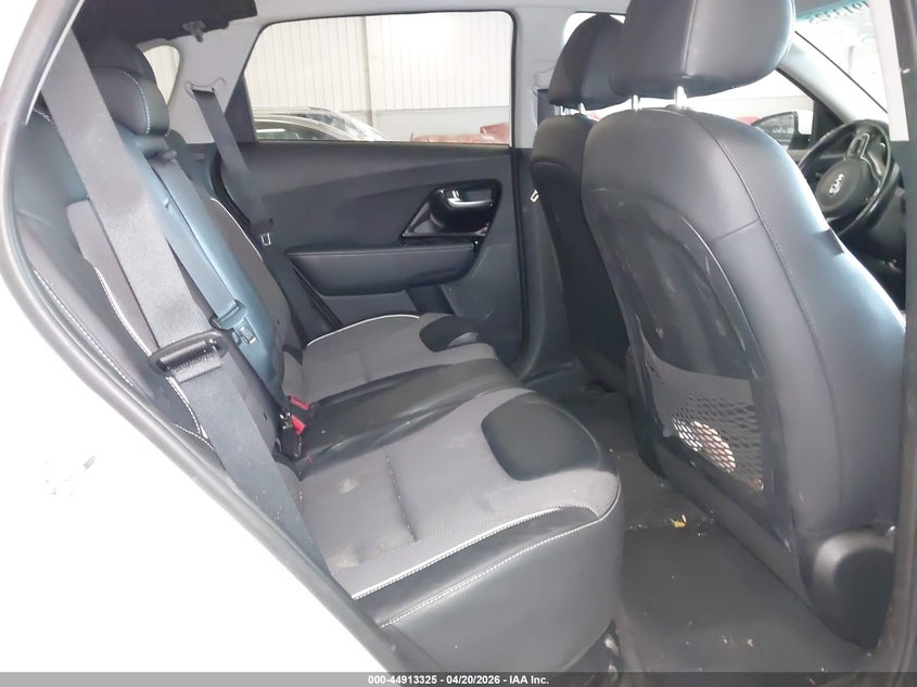 2020 Kia Niro VIN KNDCC3LG4L5055718 IAAI salvage auction — REAR END, Salvage Title, sold $6,200 on 2026-07-30 (photo 8)