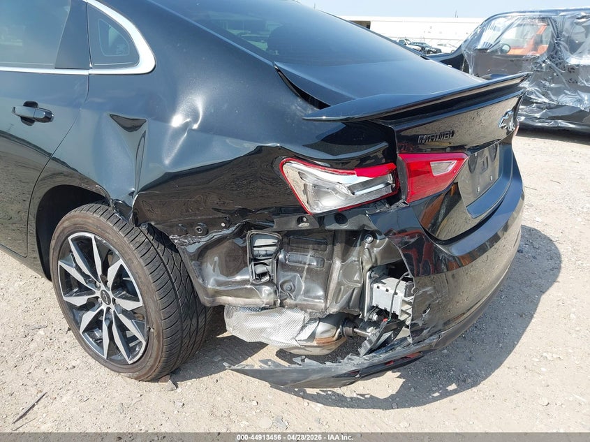 2025 Chevrolet Malibu VIN 1G1ZG5ST1SF108031 IAAI salvage auction — LEFT REAR, Salvage Title, sold $9,650 on 2026-07-16 (photo 6)