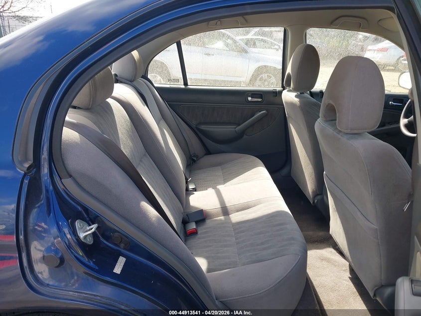 2005 Honda Civic VIN JHMES16505S001636 IAAI salvage auction — NORMAL WEAR, Salvage (Texas), sold $450 on 2026-07-31 (photo 8)