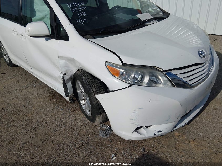 2015 Toyota Sienna VIN 5TDKK3DC8FS577924 IAAI salvage auction — FRONT & REAR, Salvage (Texas), sold $775 on 2026-07-28 (photo 6)