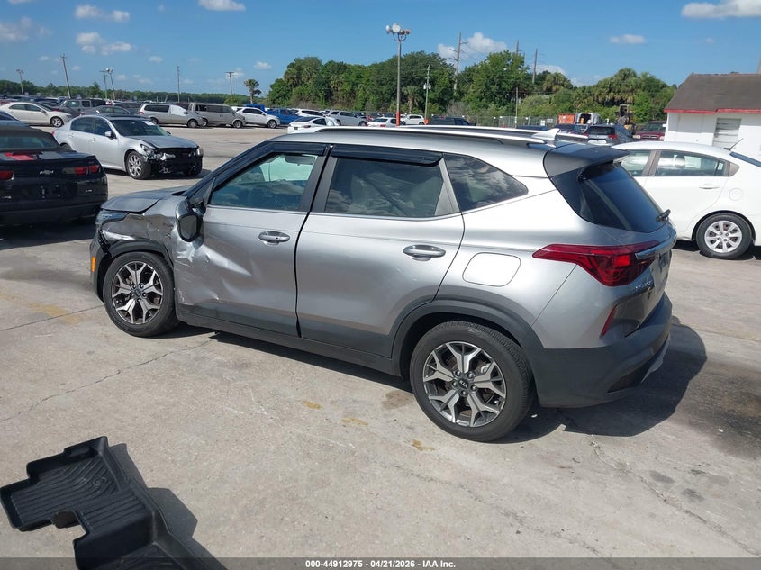 2021 Kia Seltos VIN KNDERCAA2M7160141 IAAI salvage auction — LEFT FRONT, Rebuildable (Florida), sold $4,550 on 2026-07-08 (photo 3)