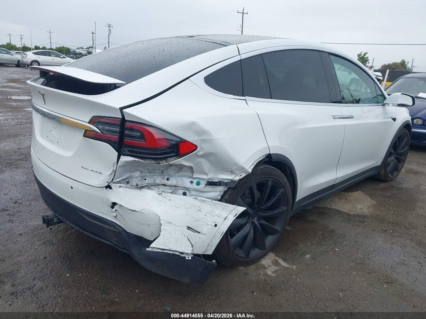 2021 Tesla Model x VIN 5YJXCAE22MF324967 IAAI salvage auction — REAR END, Salvage Title, sold $12,700 on 2026-07-17 (photo 4)