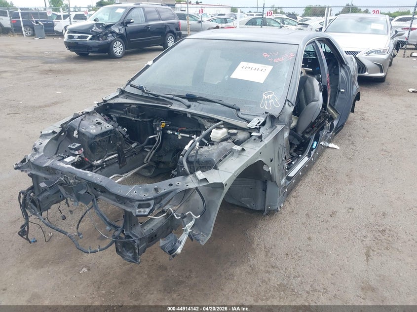 2011 Cadillac Cts-v VIN 1G6DV5EP7B0117425 IAAI salvage auction — THEFT, Non-Repairable (California), sold $75 on 2026-07-08 (photo 2)