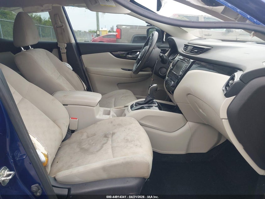 2019 Nissan Rogue VIN JN1BJ1CP0KW242052 IAAI salvage auction — RIGHT SIDE, Salvage (Texas), sold $1,650 on 2026-07-14 (photo 5)