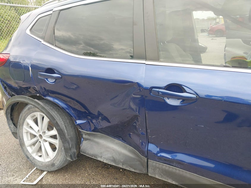 2019 Nissan Rogue VIN JN1BJ1CP0KW242052 IAAI salvage auction — RIGHT SIDE, Salvage (Texas), sold $1,650 on 2026-07-14 (photo 6)