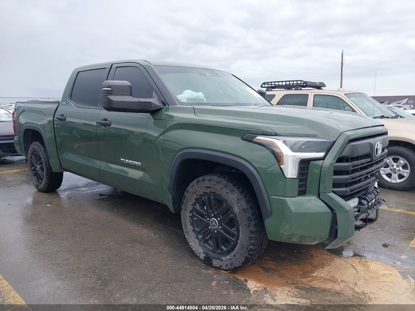 2022 Toyota Tundra VIN 5TFLA5DB9NX010284 IAAI salvage auction — FRONT END, Salvage Title, sold $17,400 on 2026-07-23 (photo 1)