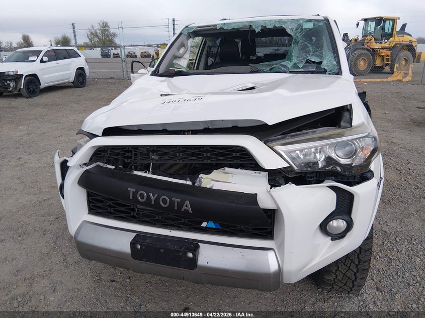 2018 Toyota 4runner VIN JTEBU5JR1J5565431 IAAI salvage auction — ROLLOVER, Salvage (Montana), sold $6,600 on 2026-07-29 (photo 6)