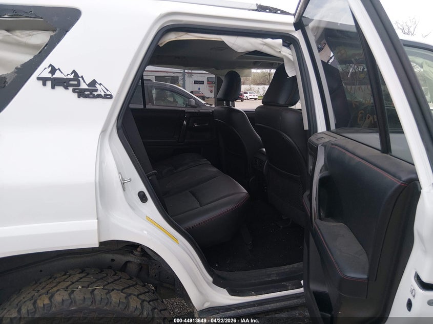 2018 Toyota 4runner VIN JTEBU5JR1J5565431 IAAI salvage auction — ROLLOVER, Salvage (Montana), sold $6,600 on 2026-07-29 (photo 8)