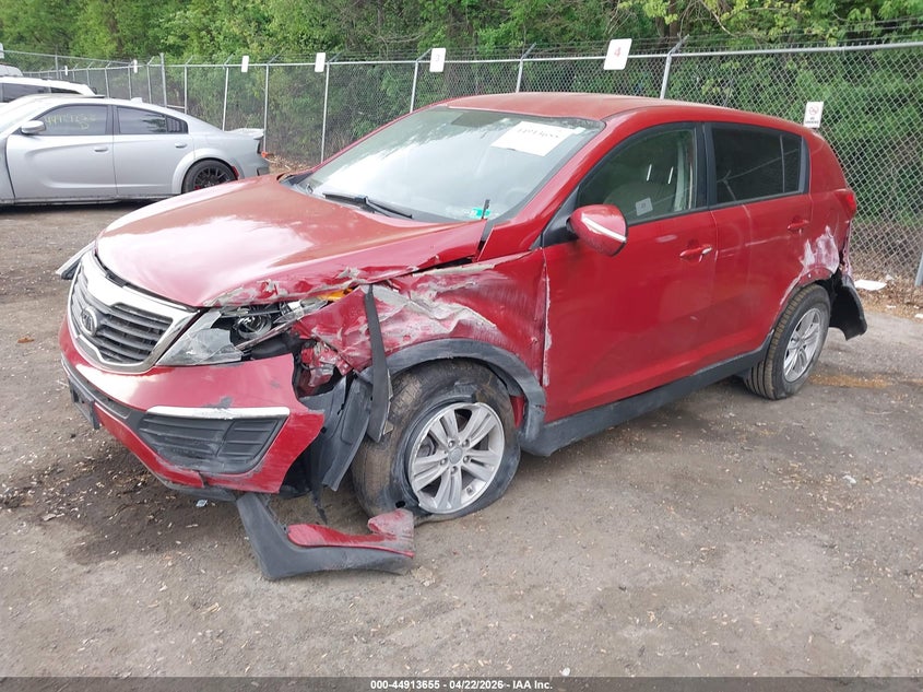 2011 Kia Sportage VIN KNDPB3A26B7080232 IAAI salvage auction — LEFT & RIGHT, Salvage - Greater Than 75% (Maryland), sold $650 on 2026-07-28 (photo 2)