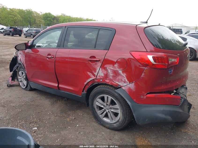 2011 Kia Sportage VIN KNDPB3A26B7080232 IAAI salvage auction — LEFT & RIGHT, Salvage - Greater Than 75% (Maryland), sold $650 on 2026-07-28 (photo 3)