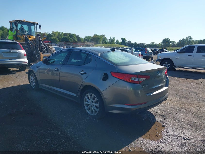 2012 Kia Optima VIN 5XXGR4A62CG034104 IAAI salvage auction — NORMAL WEAR, Bill Of Sale (Tennessee), sold $300 on 2026-07-15 (photo 3)