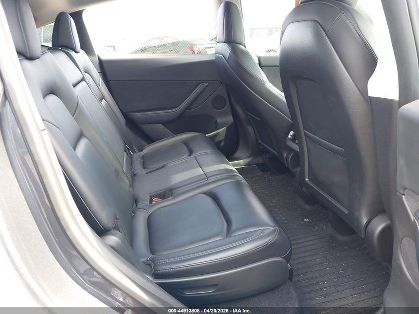2022 Tesla Model y VIN 7SAYGAEEXNF366830 IAAI salvage auction — RIGHT SIDE, Salvage (Hawaii), sold $8,450 on 2026-07-30 (photo 8)