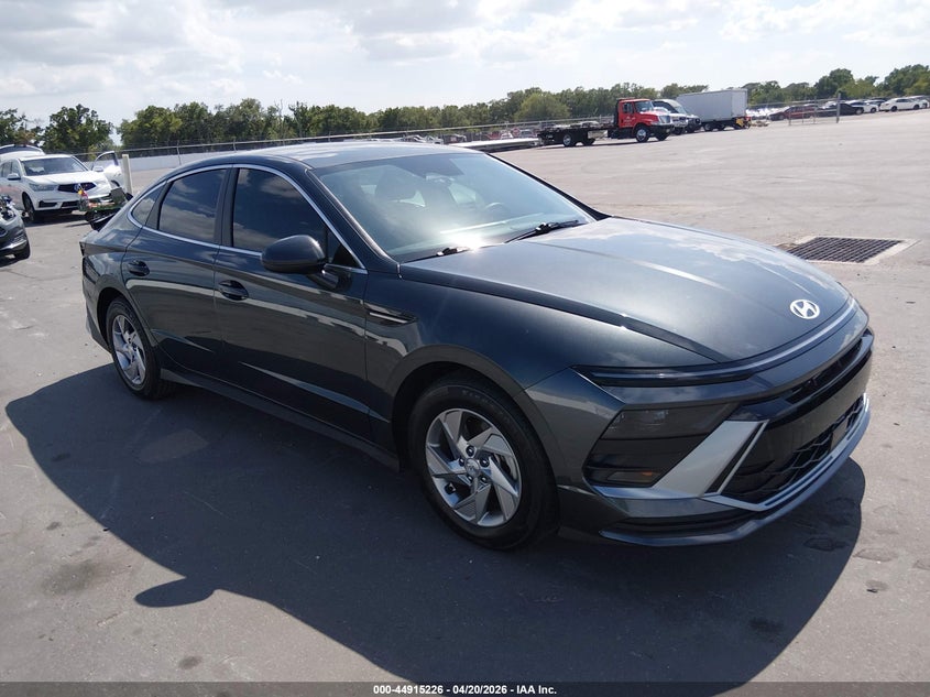 2025 Hyundai Sonata VIN KMHL24JA8SA481081 IAAI salvage auction — REAR END, Rebuildable (Florida), sold $6,100 on 2026-07-06 (photo 1)