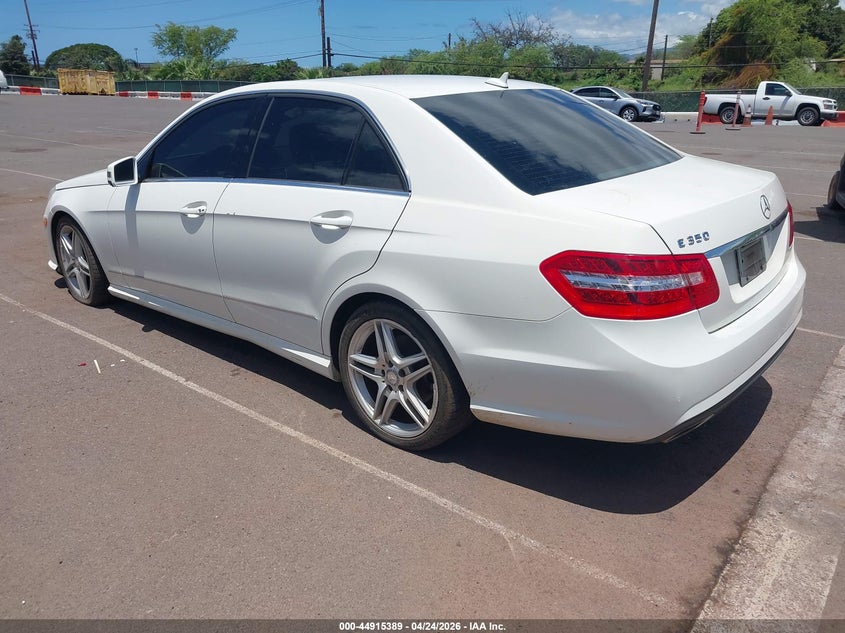 2010 Mercedes-benz E-class VIN WDDHF5GB3AA136890 IAAI salvage auction — WATER/FLOOD, Bill Of Sale (Hawaii), sold $175 on 2026-07-28 (photo 3)
