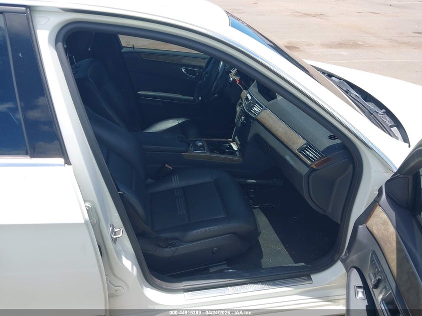 2010 Mercedes-benz E-class VIN WDDHF5GB3AA136890 IAAI salvage auction — WATER/FLOOD, Bill Of Sale (Hawaii), sold $175 on 2026-07-28 (photo 5)