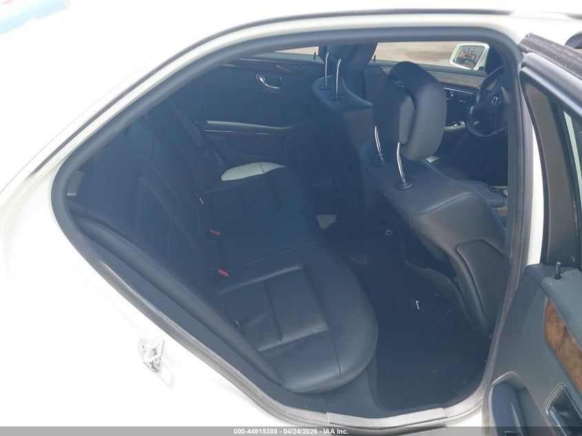 2010 Mercedes-benz E-class VIN WDDHF5GB3AA136890 IAAI salvage auction — WATER/FLOOD, Bill Of Sale (Hawaii), sold $175 on 2026-07-28 (photo 8)