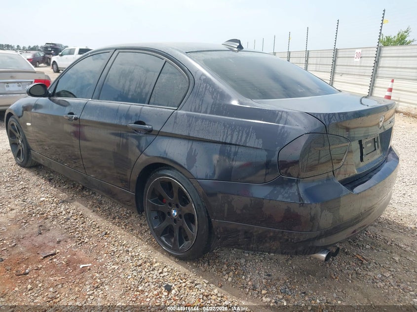 2006 BMW 3 series VIN WBAVB33526PS11612 IAAI salvage auction — REAR END, Clear (Florida), sold $100 on 2026-07-14 (photo 3)