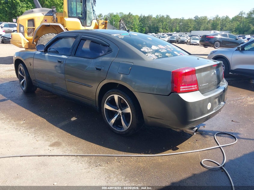 2008 Dodge Charger VIN 2B3LA43HX8H138558 IAAI salvage auction — NORMAL WEAR, Clear (Mississippi), sold $400 on 2026-07-19 (photo 3)