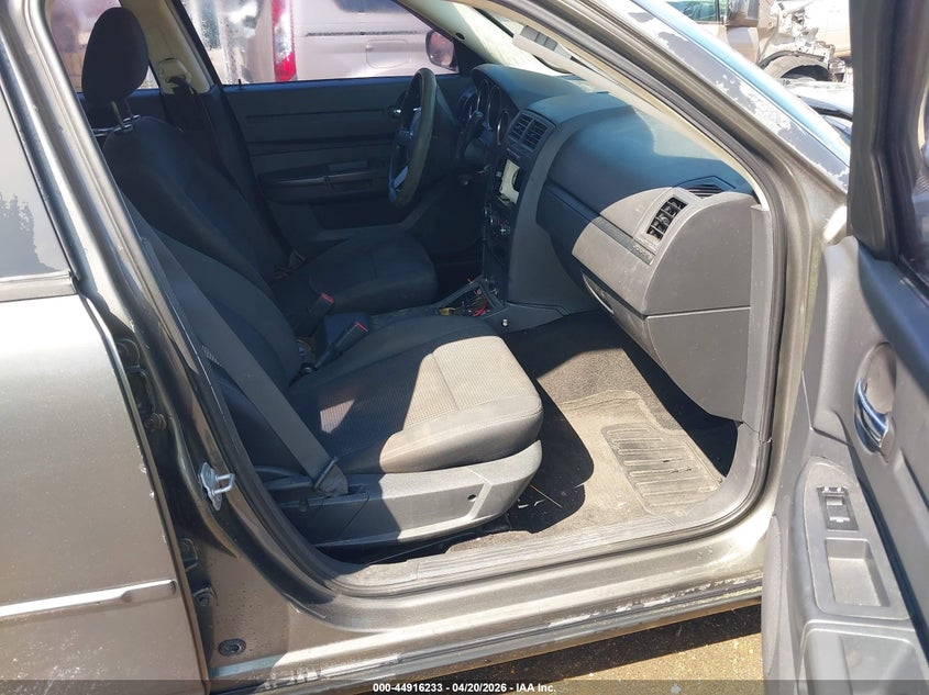 2008 Dodge Charger VIN 2B3LA43HX8H138558 IAAI salvage auction — NORMAL WEAR, Clear (Mississippi), sold $400 on 2026-07-19 (photo 5)