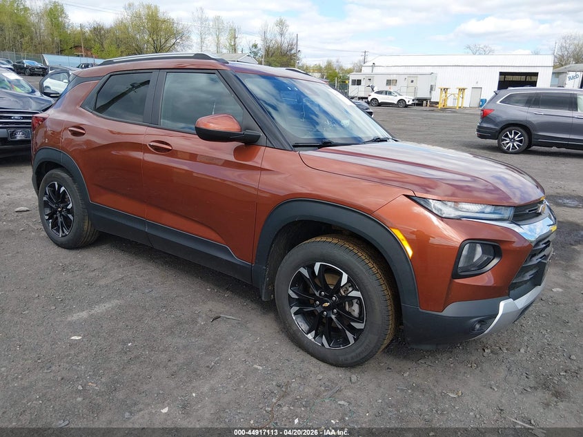 2021 Chevrolet Trailblazer VIN KL79MRSL6MB134011 IAAI salvage auction — LEFT SIDE, Salvage Title, sold $975 on 2026-07-21 (photo 1)